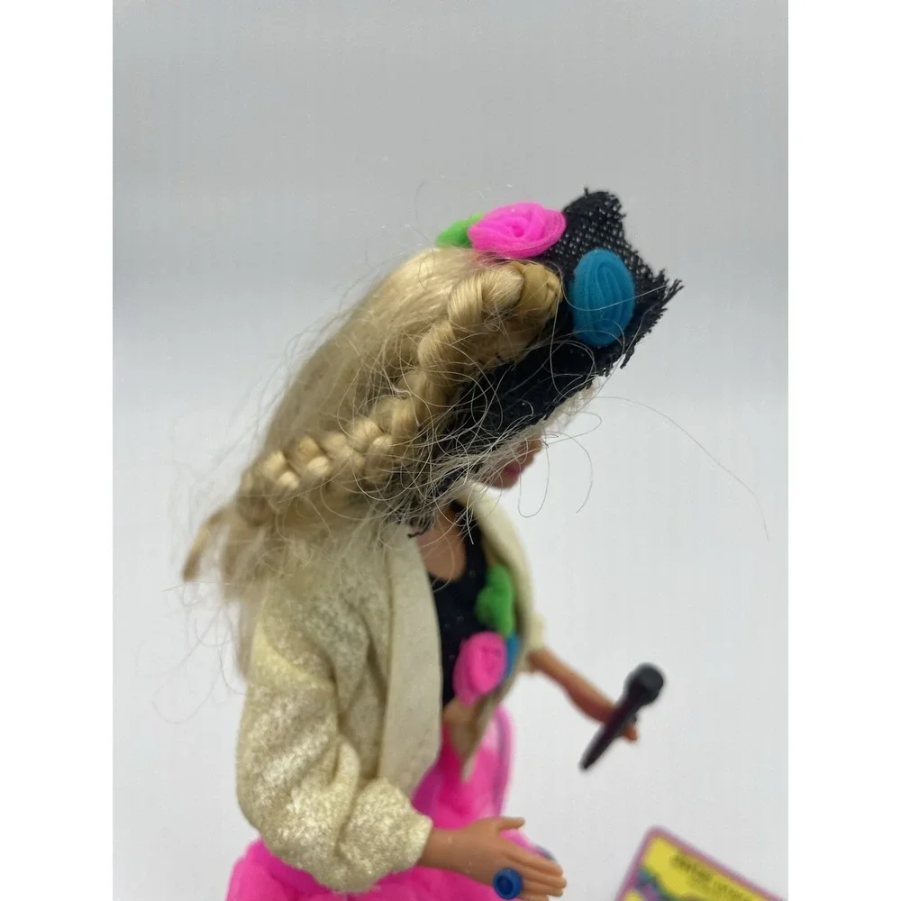 Vintage 1989‎ Mattel DANCE CLUB BARBIE Doll w Original Outfit & Accessories